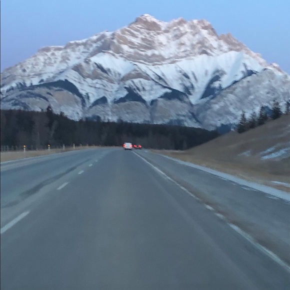 Meet your Posher, Hill - Picture 1 of 1